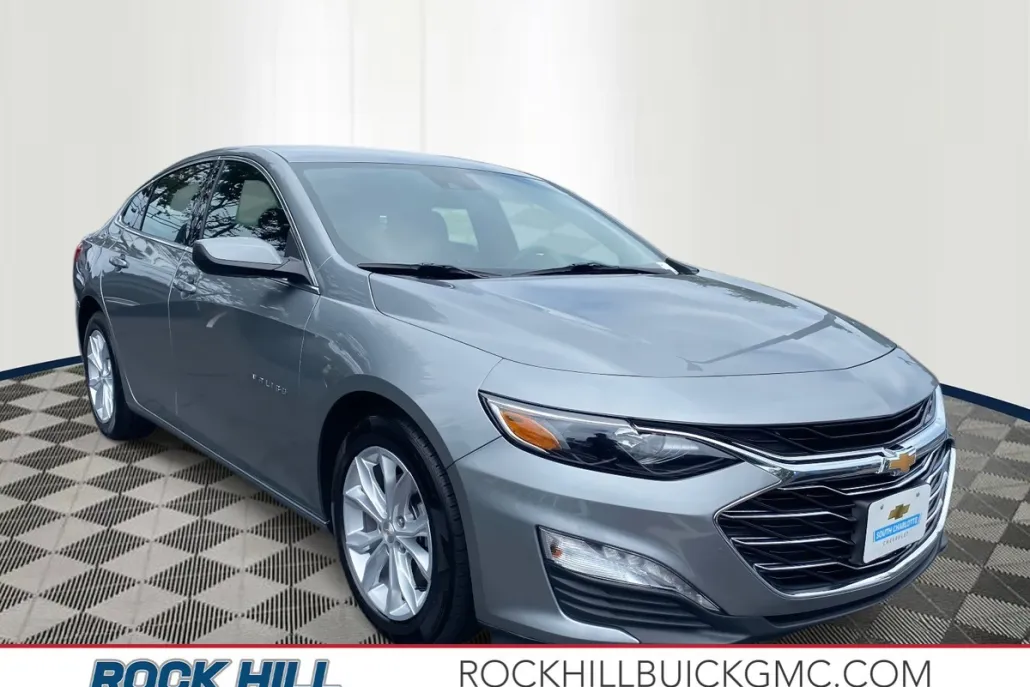 2024 Chevrolet Malibu 1LT photo 1