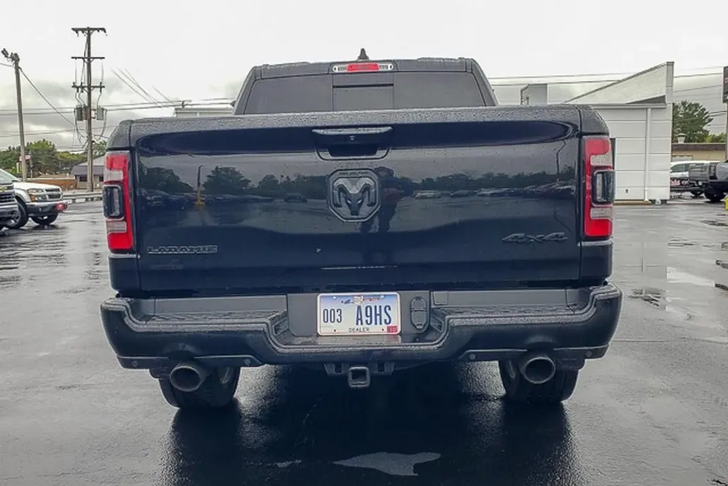 2022 Ram 1500 Laramie photo 1