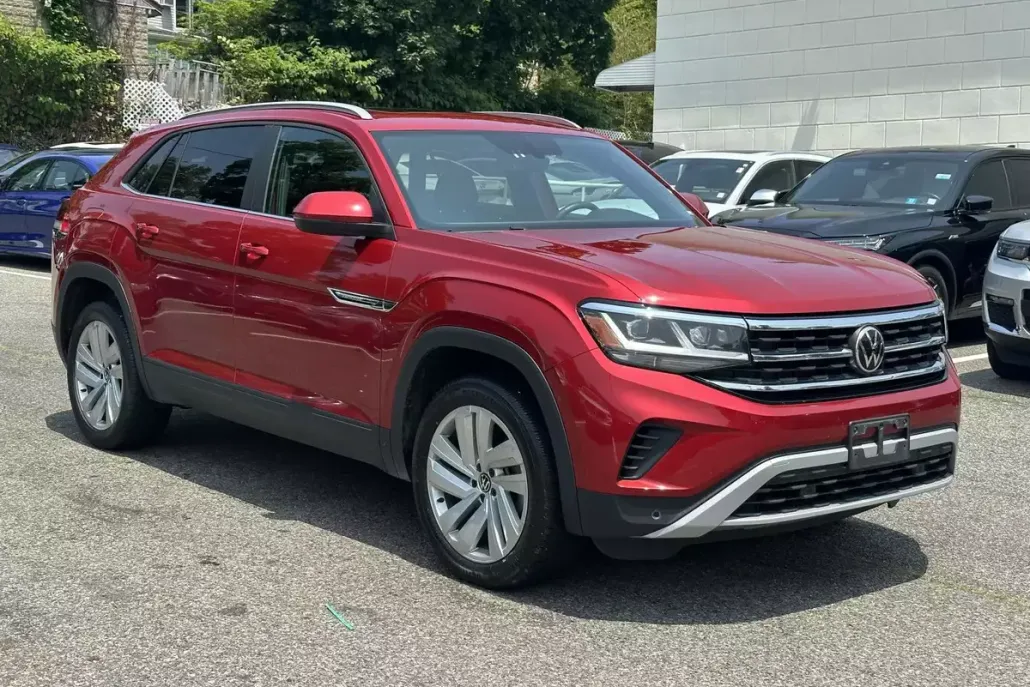 2021 Volkswagen Atlas Cross Sport V6 SE Technology photo 1