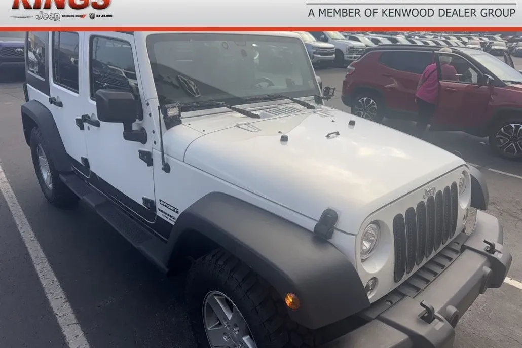 2017 Jeep Wrangler Unlimited Sport photo 1