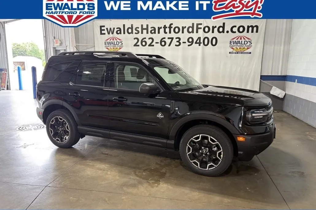 2025 Ford Bronco Sport Outer Banks photo 1
