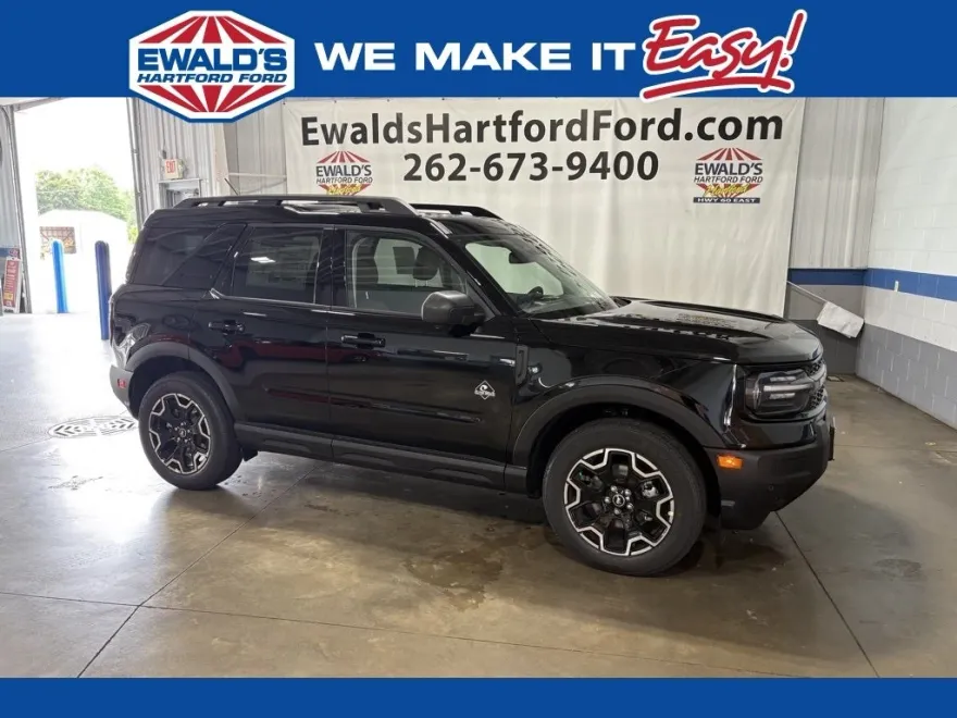 2025 Ford Bronco Sport Outer Banks photo 1