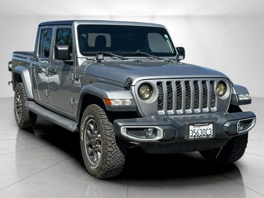 2021 Jeep Gladiator Overland photo 1