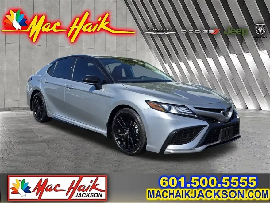 2024 Toyota Camry XSE V6 photo 1