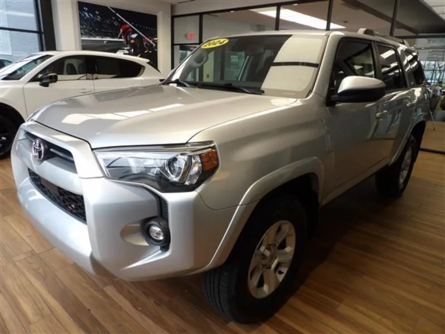 2024 Toyota 4Runner SR5 photo 1