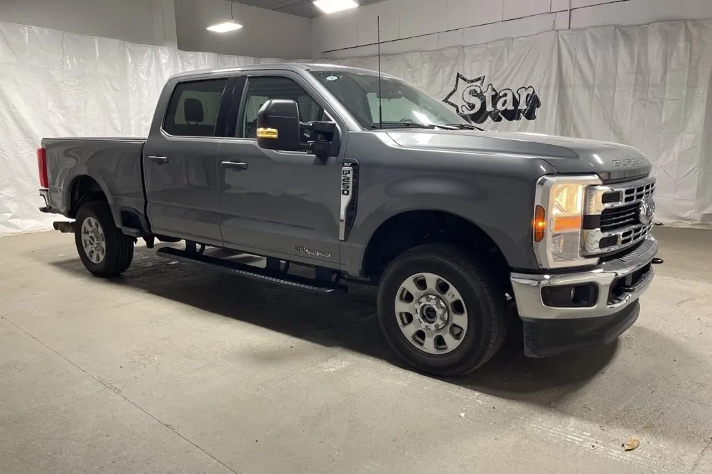 2024 Ford F-250 photo 1