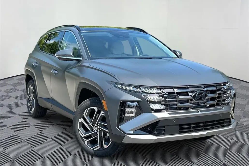2025 Hyundai Tucson Limited photo 1
