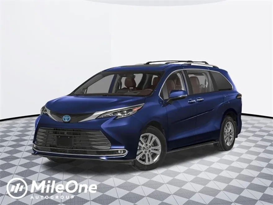 2025 Toyota Sienna Platinum photo 1