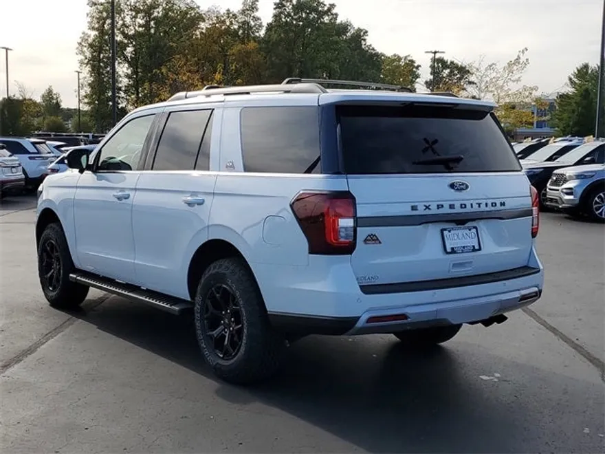 2024 Ford Expedition Timberline photo 1