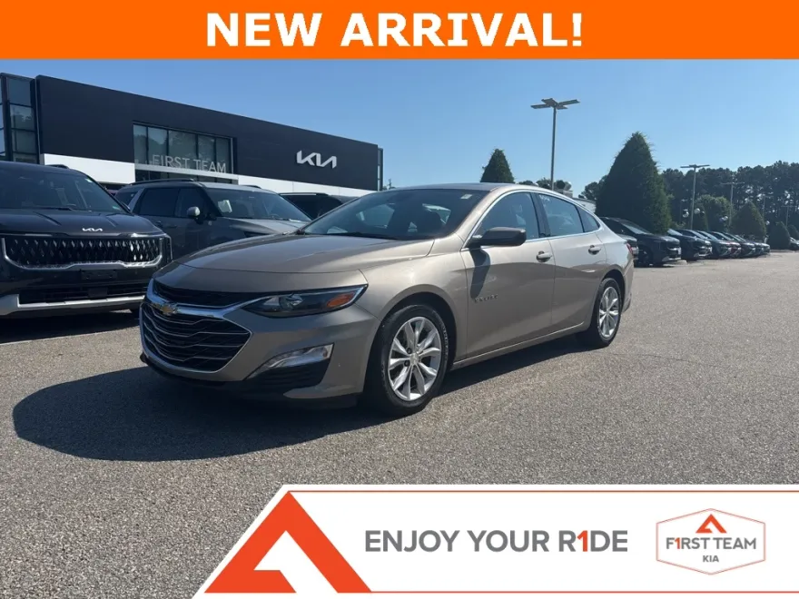 2023 Chevrolet Malibu 1LT photo 1