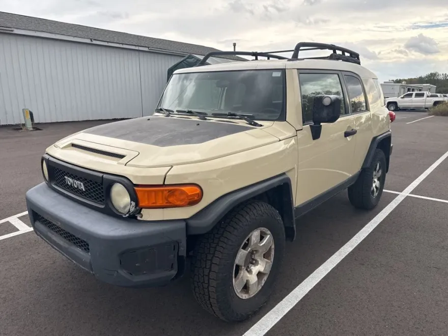 2008 Toyota FJ Cruiser Base photo 1