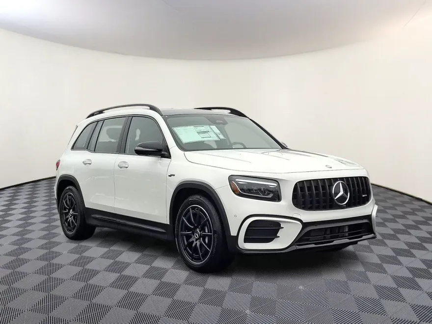 2025 Mercedes Benz GLB AMG 35 4MATIC photo 1