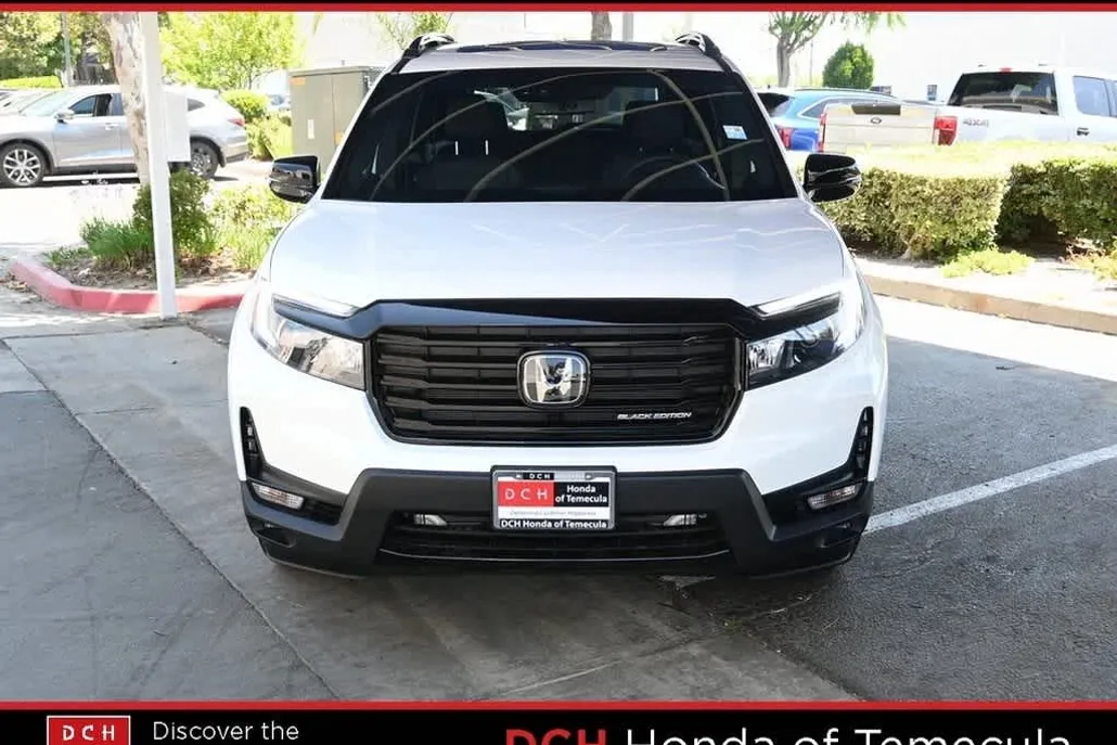 2025 Honda Passport Black Edition photo 1