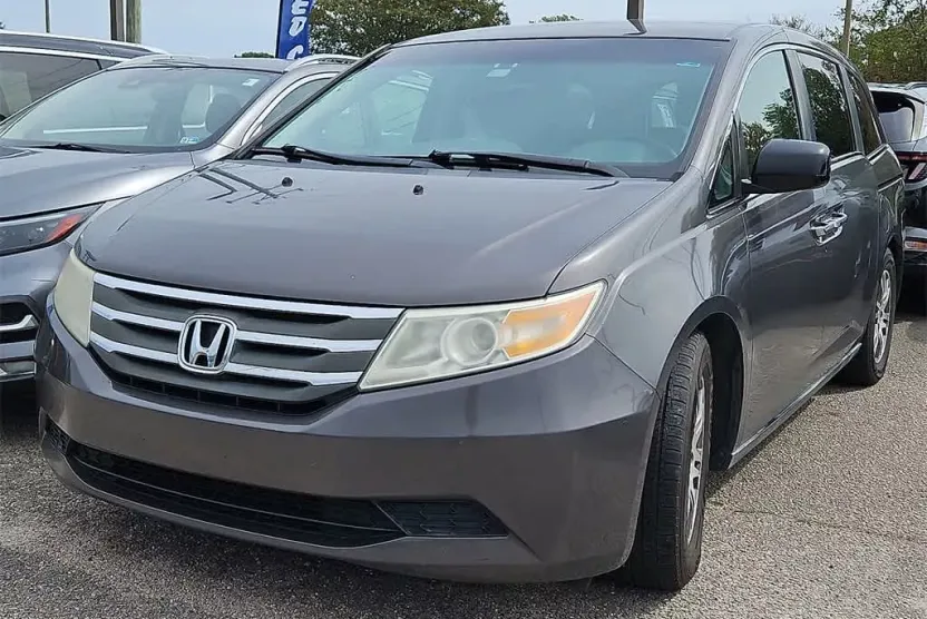 2012 Honda Odyssey EX photo 1