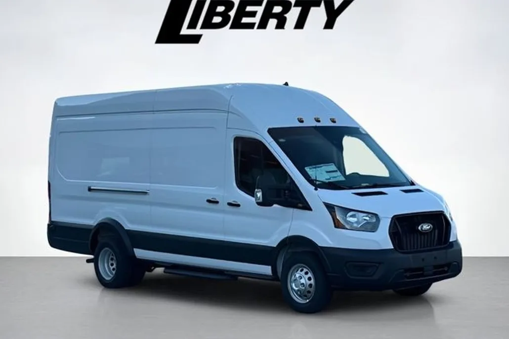 2025 Ford Transit photo 1
