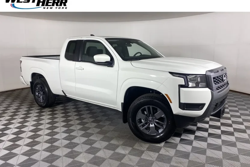 2025 Nissan Frontier SV photo 1