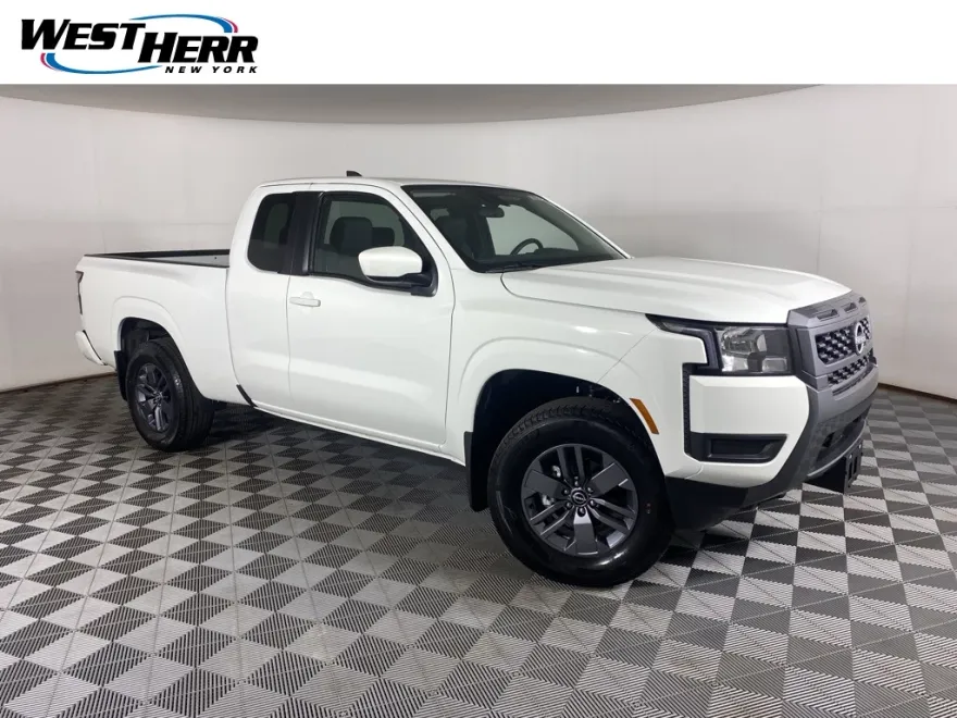2025 Nissan Frontier SV photo 1