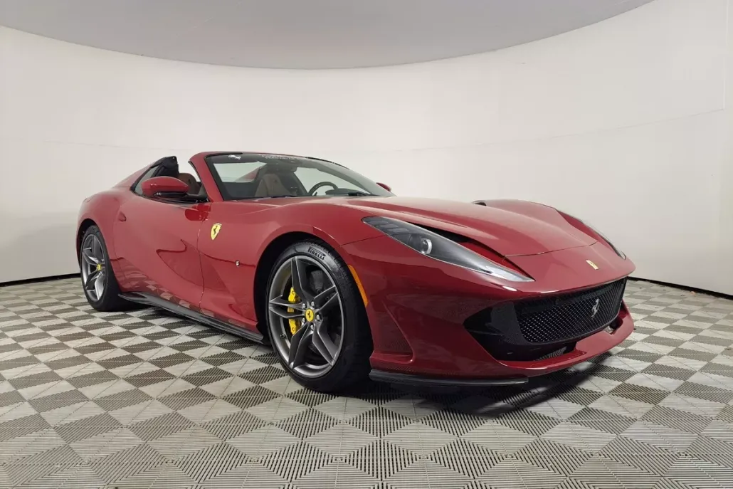 2023 Ferrari 812 GTS Base photo 1