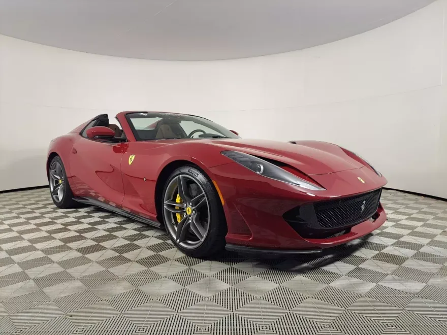 2023 Ferrari 812 GTS Base photo 1