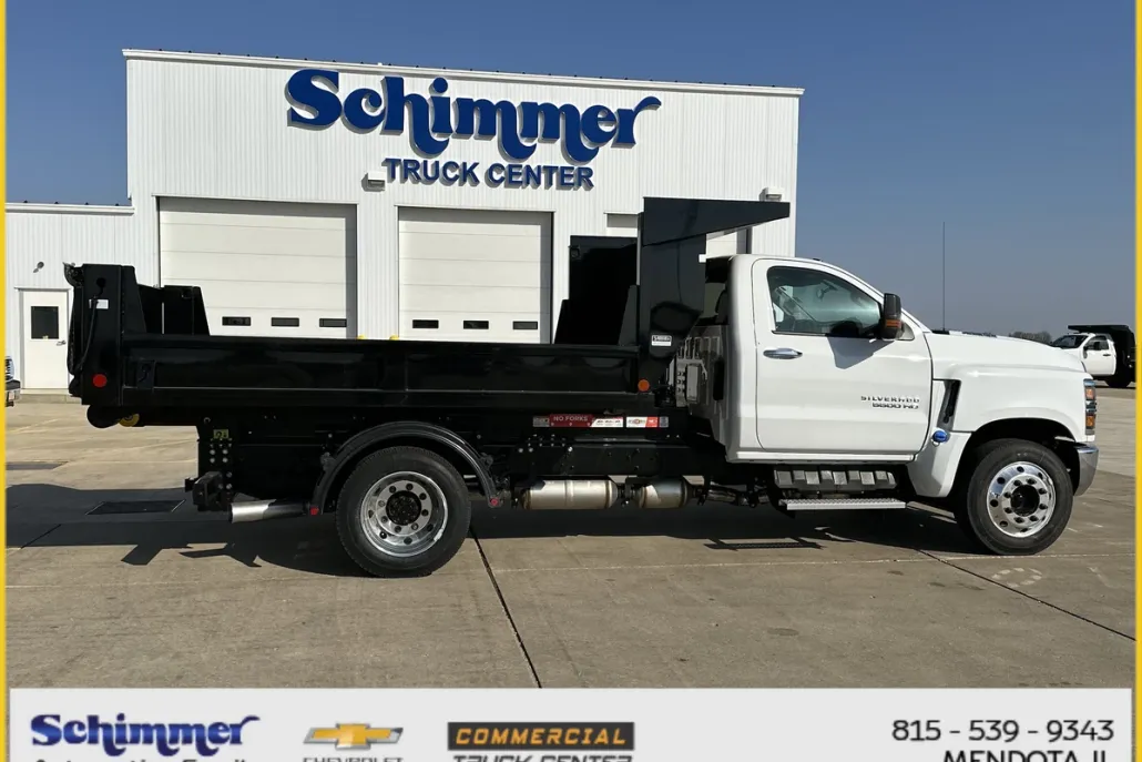 2024 Chevrolet Silverado 5500HD Work Truck photo 1