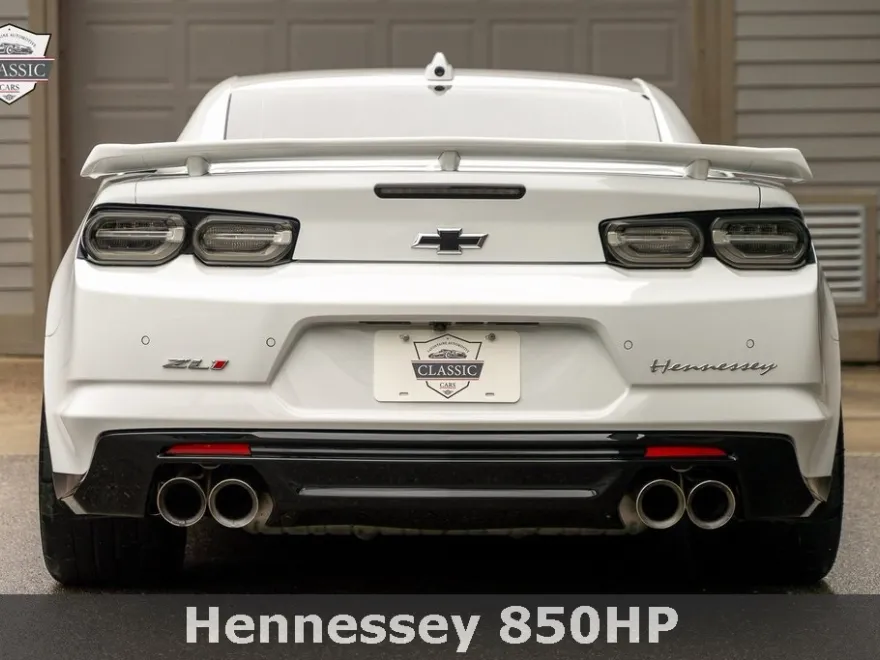2023 Chevrolet Camaro ZL1 photo 1