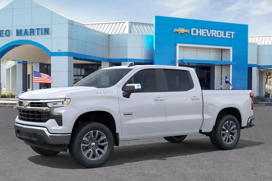 2026 Chevrolet Silverado 1500 LT photo 1