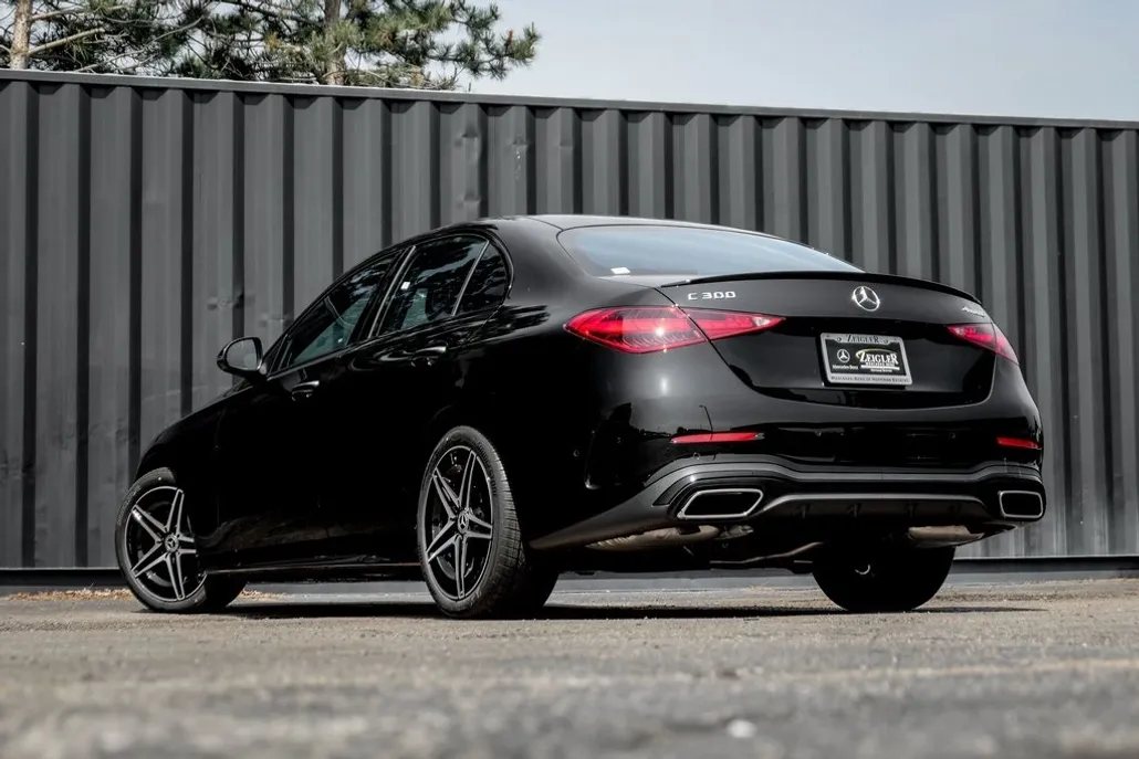 2025 Mercedes Benz C 300 4MATIC photo 1