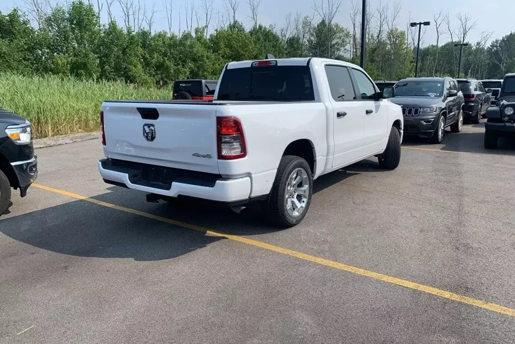 2024 Ram 1500 Tradesman photo 1
