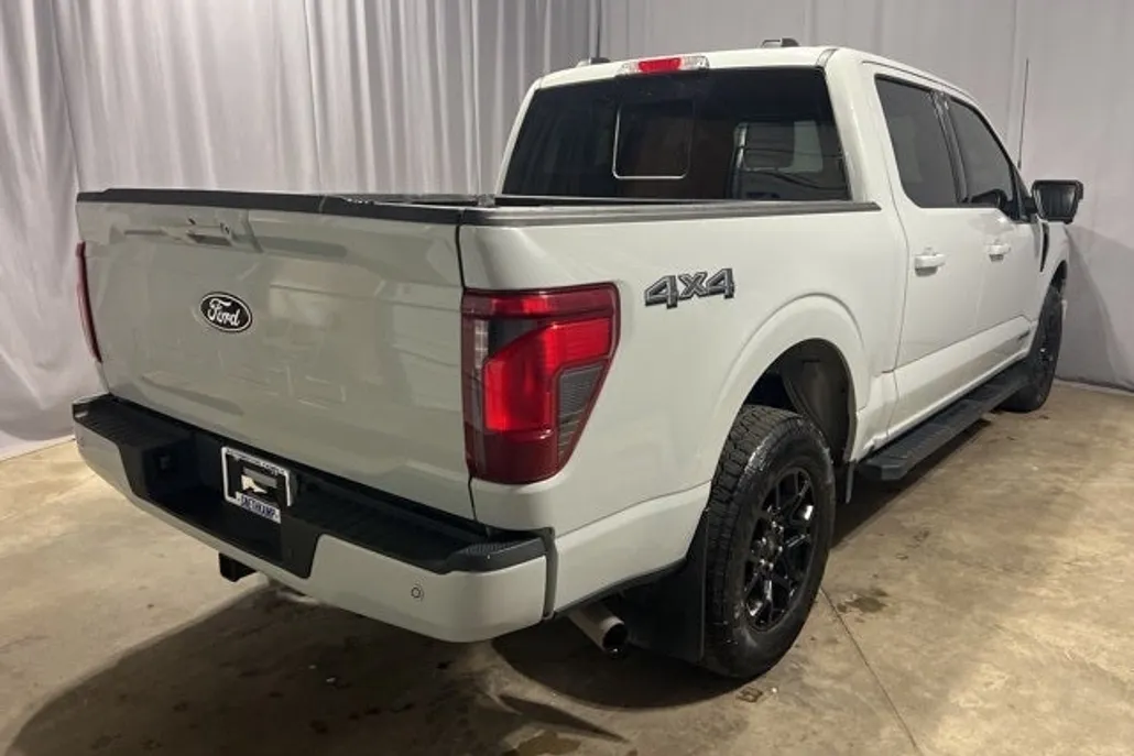 2024 Ford F-150 XLT photo 1