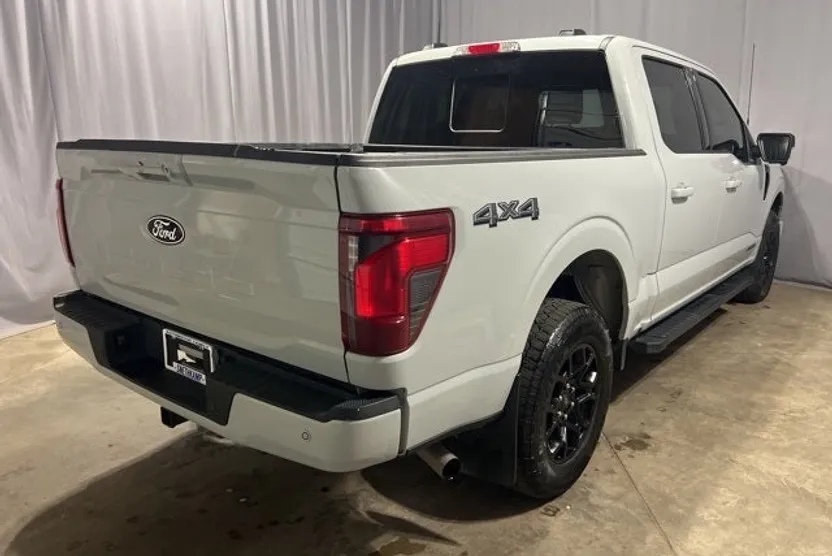 2024 Ford F-150 XLT photo 1