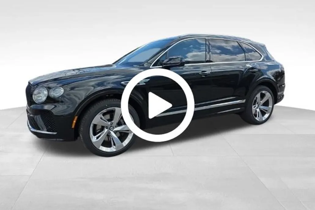 2025 Bentley Bentayga V8 photo 1