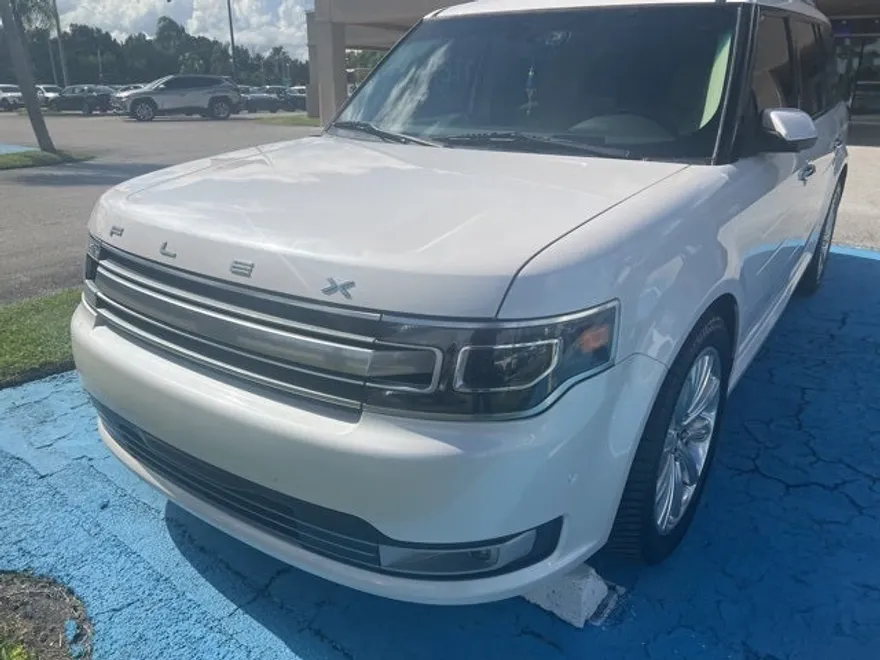 2019 Ford Flex Limited photo 1