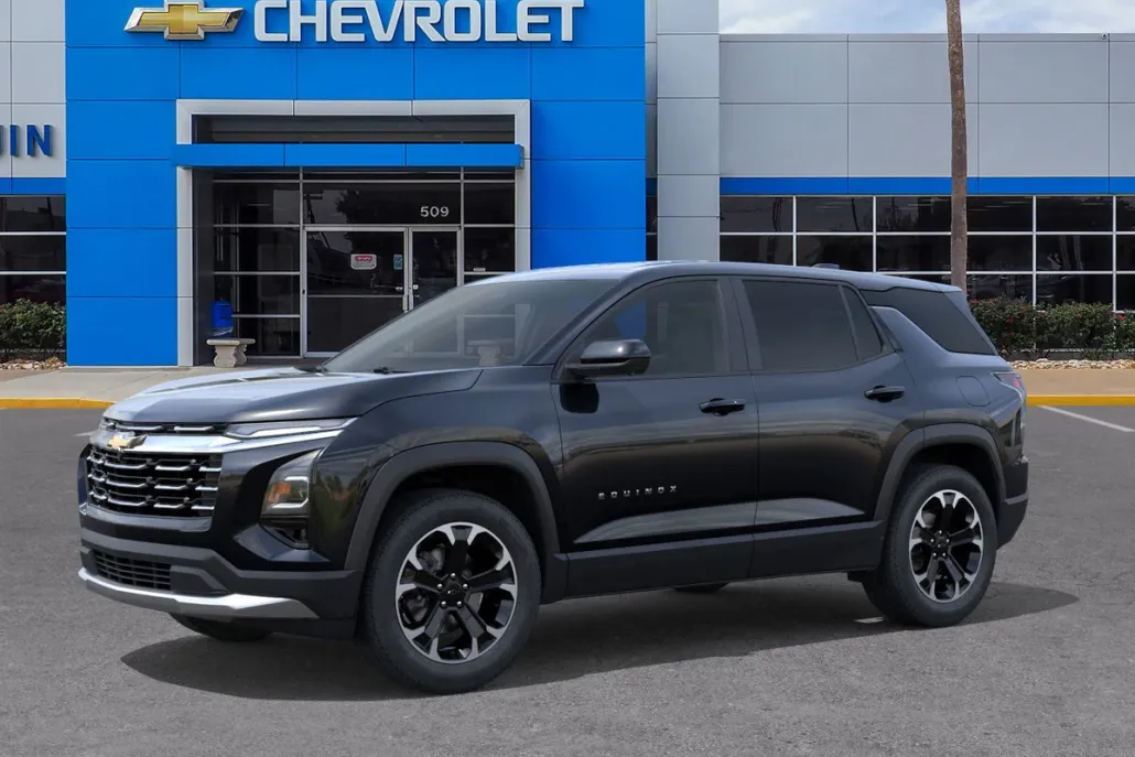 2026 Chevrolet Equinox LT photo 1