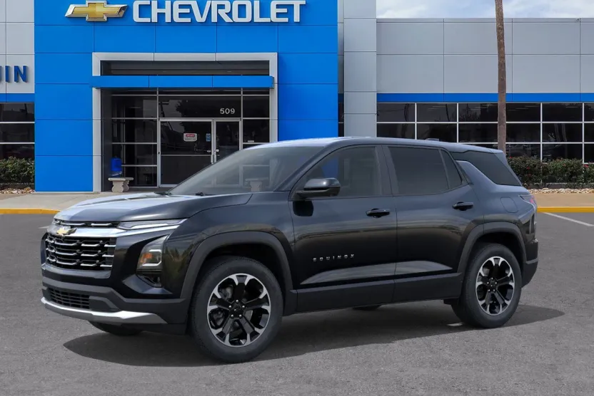 2026 Chevrolet Equinox LT photo 1