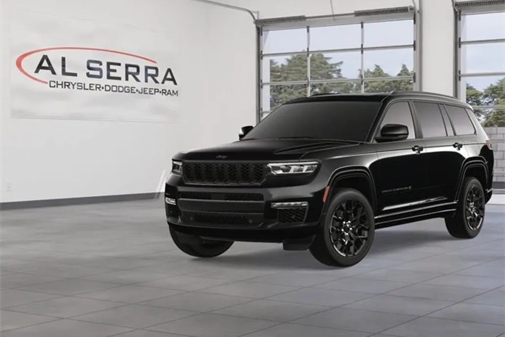 2025 Jeep Grand Cherokee L Summit photo 1