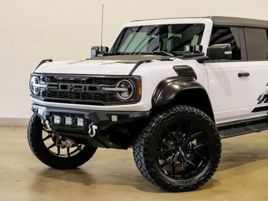 2023 Ford Bronco Raptor photo 16