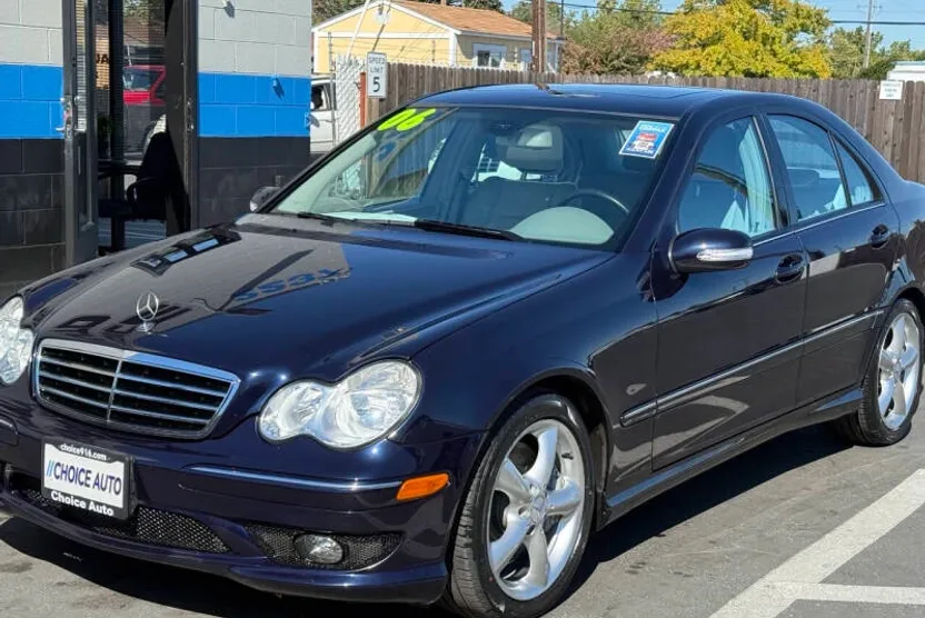 2006 Mercedes Benz C 230 Sport photo 1
