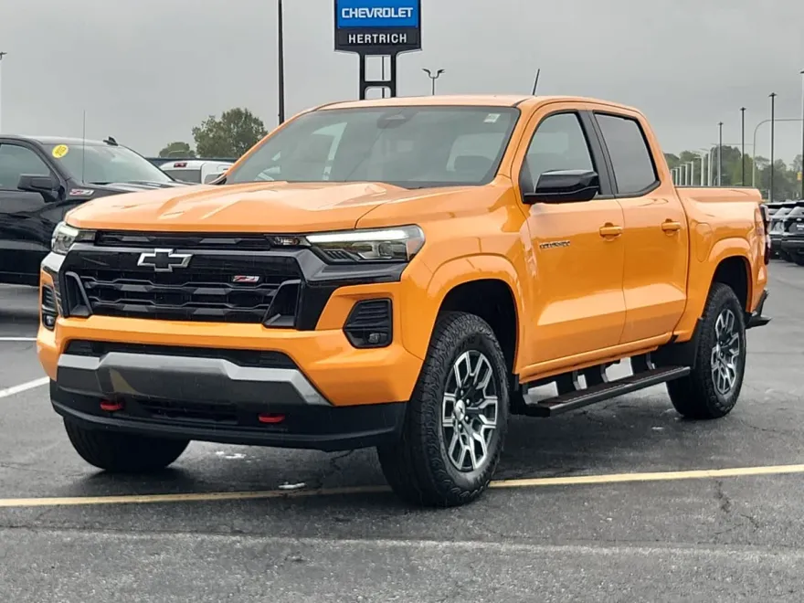 2026 Chevrolet Colorado Z71 photo 1