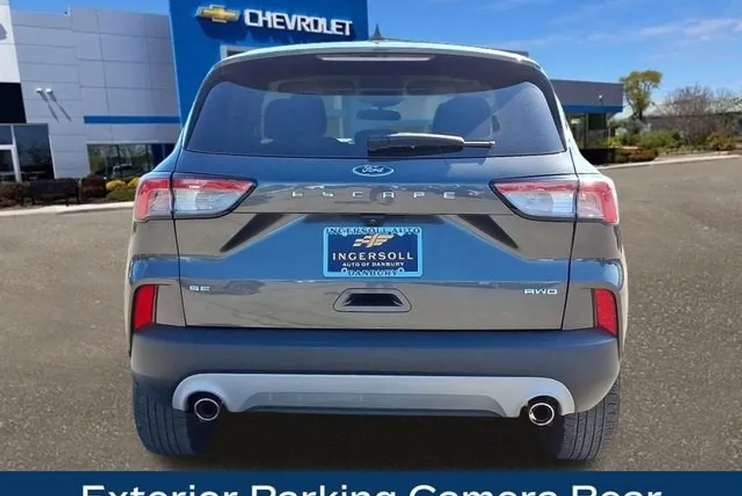 2020 Ford Escape SE photo 1