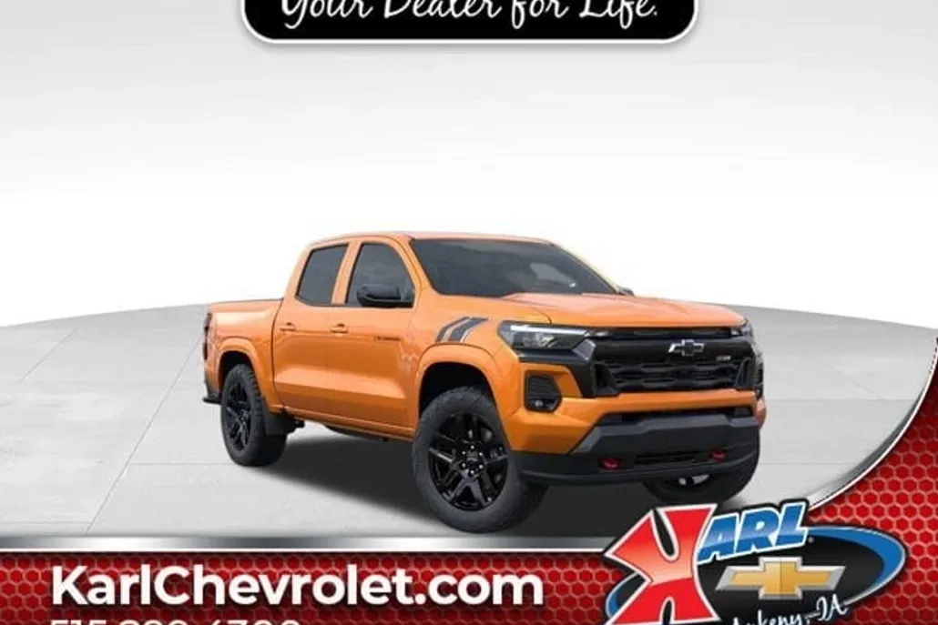 2025 Chevrolet Colorado Z71 photo 1
