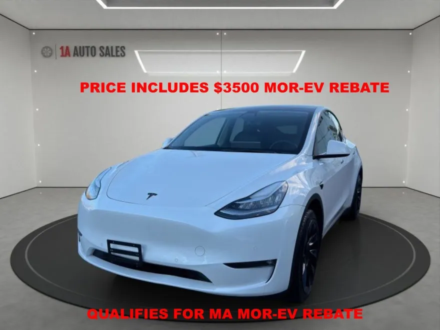 2022 Tesla Model Y Long Range photo 1
