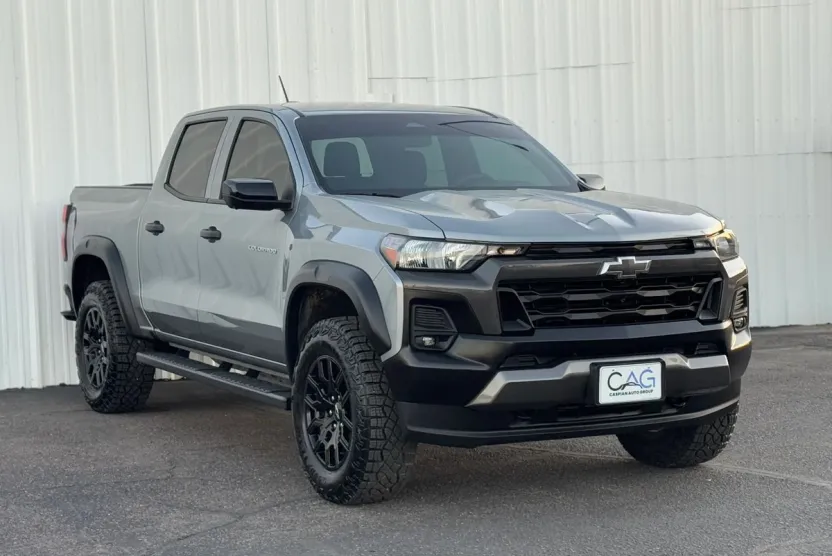 2024 Chevrolet Colorado Trail Boss photo 1