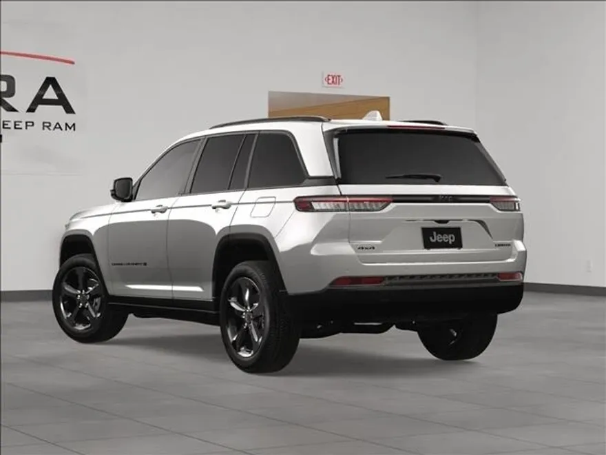 2025 Jeep Grand Cherokee Limited photo 1