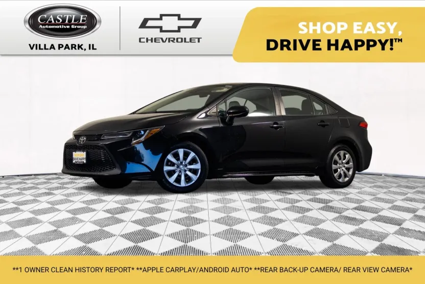 2021 Toyota Corolla LE photo 1