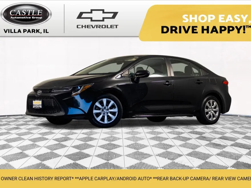 2021 Toyota Corolla LE photo 1