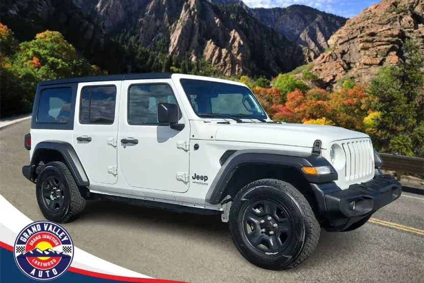 2022 Jeep Wrangler Unlimited Sport photo 1