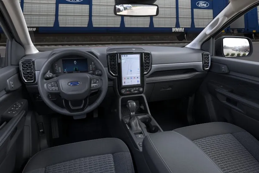 2025 Ford Ranger XLT photo 1