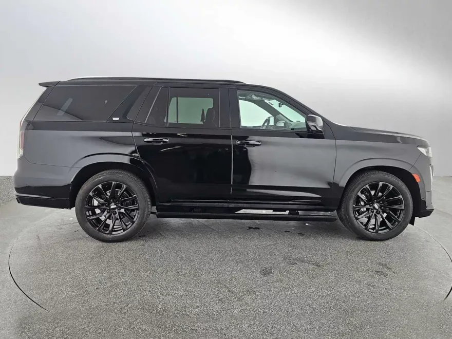 2021 Cadillac Escalade Sport Platinum photo 1