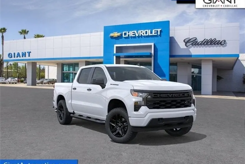 2026 Chevrolet Silverado Custom photo 1
