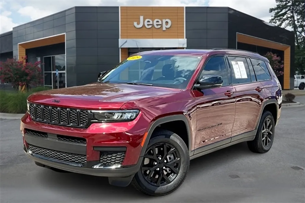 2025 Jeep Grand Cherokee Altitude X photo 1